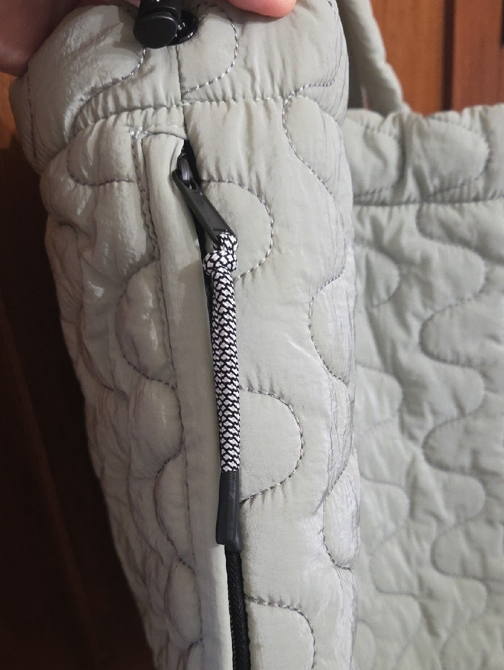Free People Movement Cloud 9 Tote NEW - Picture 2 of 6